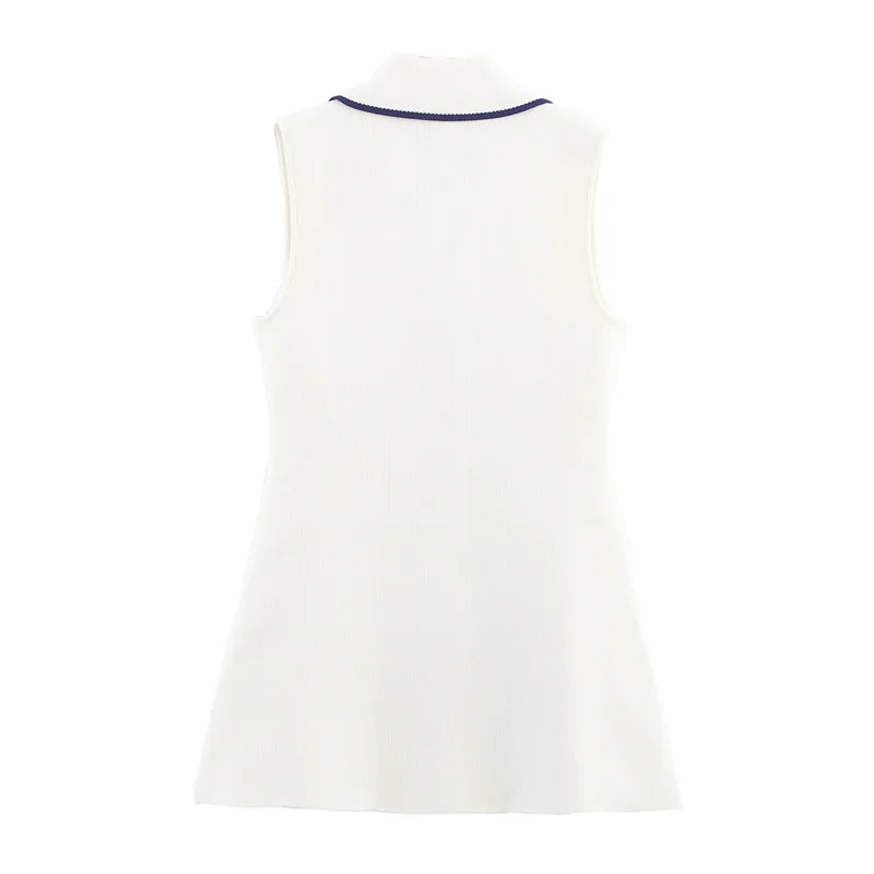 White Sleeveless Knitted Vest